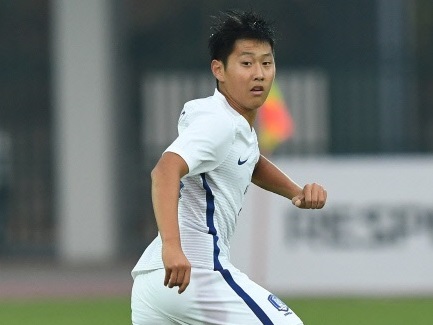 韓国サッカー“期待の18歳”イ・ガンインをベント監督はどう使うのか