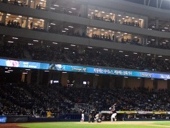 警察官に暴行した韓国プロ野球のコーチ、捜査結果が出る前に辞任