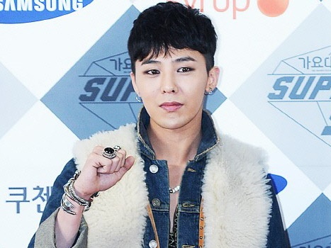 BIGBANGのG-DRAGON、“ペット放置疑惑”以降初のインスタ更新【PHOTO】