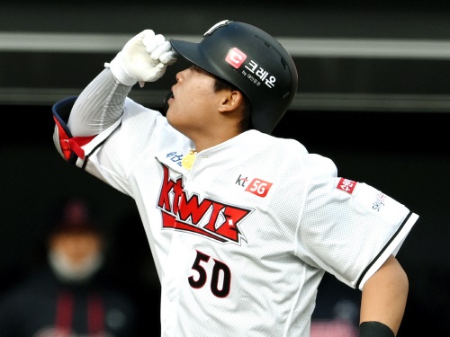 ESPNが絶賛する脅威の20歳！“韓国プロ野球最大の有望株”カン・ベクホとは？