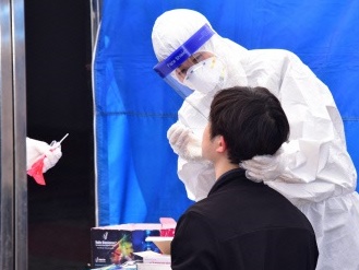 韓国の国務総理「2月から新型コロナのワクチン投入」、新規感染者1000人超えのなか