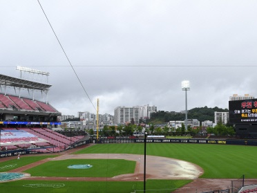 韓国プロ野球で新型コロナ感染者の球場訪問が判明「濃厚接触者を確認中」