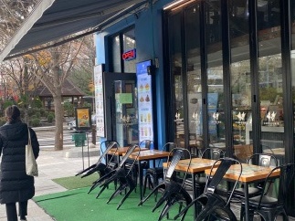サイゼ社長より激怒？韓国のカフェ事業主たちが政府相手に訴訟「居酒屋はいいのになぜ」