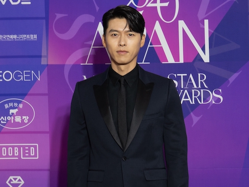 俳優ヒョンビンが「2020 APAN」大賞受賞。“恋人”ソン・イェジンについて言及「この場を借りて…」